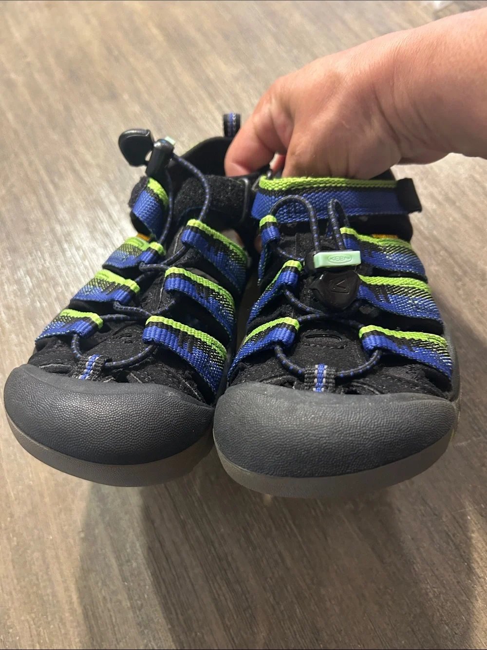 KEEN Newport H2 Sandals Size J1. Blue Green Bump Toe Hike Waterproof, Semi New.